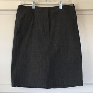 DKNY women’s knee length pencil skirt.